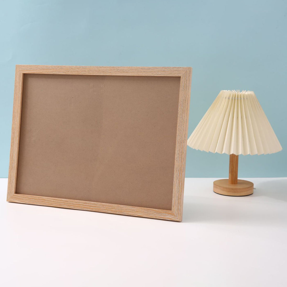 WAZZIO Natural Wood Picture Frame Set, Rustic Light Oak Photo Frames with Acrylic for Wall Mount or Tabletop Display
